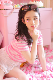 六个加油站的瑞士女孩